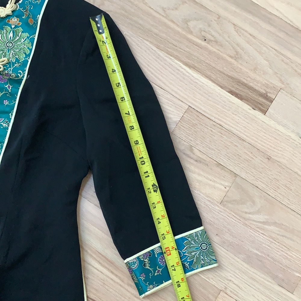 Jacket - Picture 9 of 10